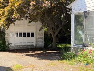 Property Photo:  165 Overland Avenue  CT 06606 