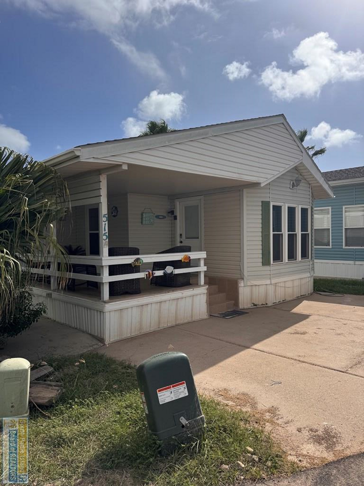 Property Photo: 515 W Clam Circle TX 78578