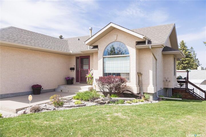 Photo de la propriété: 582 Mahon Drive SK S6V 7Z9
