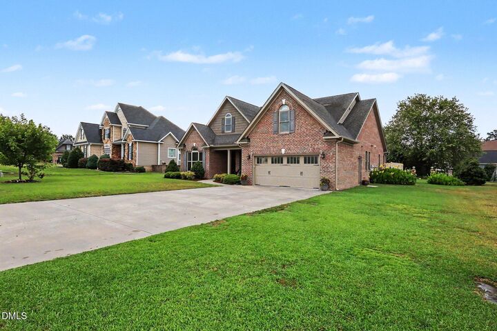 Property Photo:  1404 Sunset Drive  NC 27534 