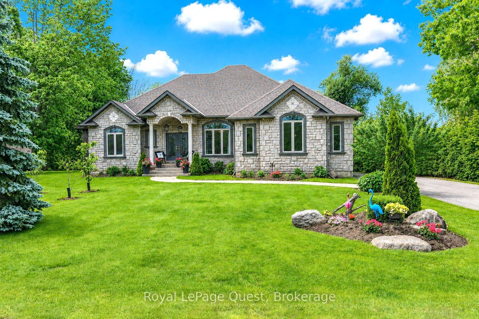 Property Photo: 199 Victoria Crescent ON L3V 0J5