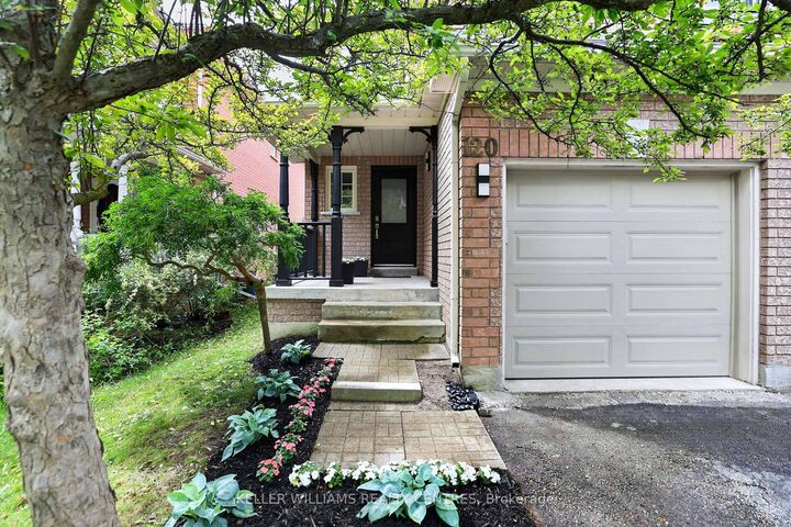 120 Woodroof Crescent — photo 1
