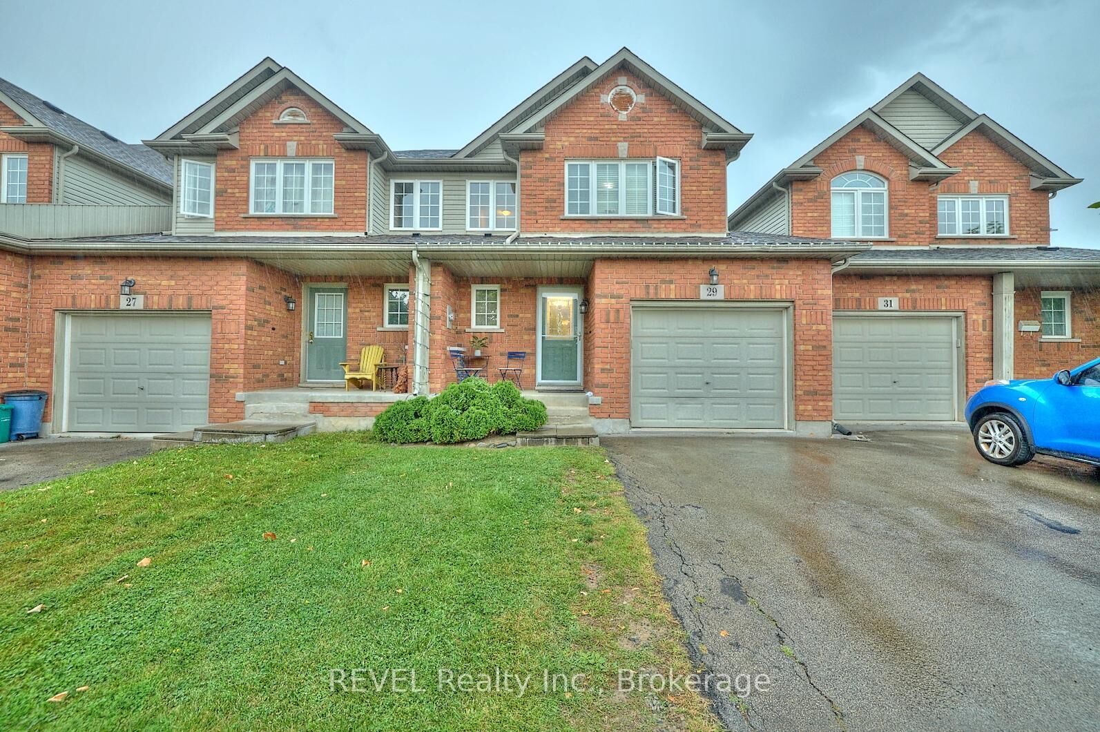 Property Photo: 29 Natalie Court ON L2V 5C6