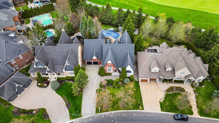 Property Photo: 4 The Fairways N/A ON L6C 1Z4