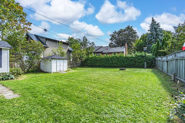 Property Photo: 85 Tyler Street ON L4G 2N4