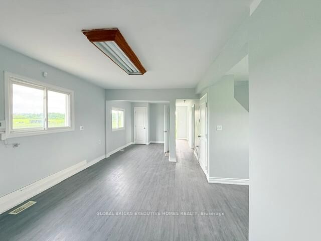 325 King Street — photo 1