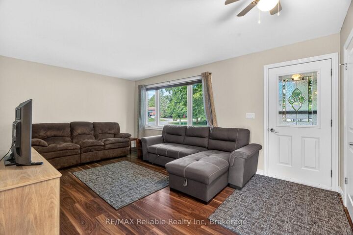 Property Photo: 182 Jarvis Street S ON N0K 1W0
