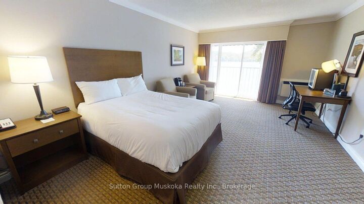 Property Photo: 421 Bayshore - Deerhurst Drive 421 ON P1H 2E8