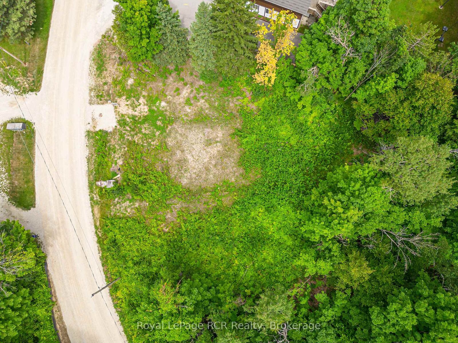 Property Photo:  133 Birch View Trail  ON L9Y 0M1 