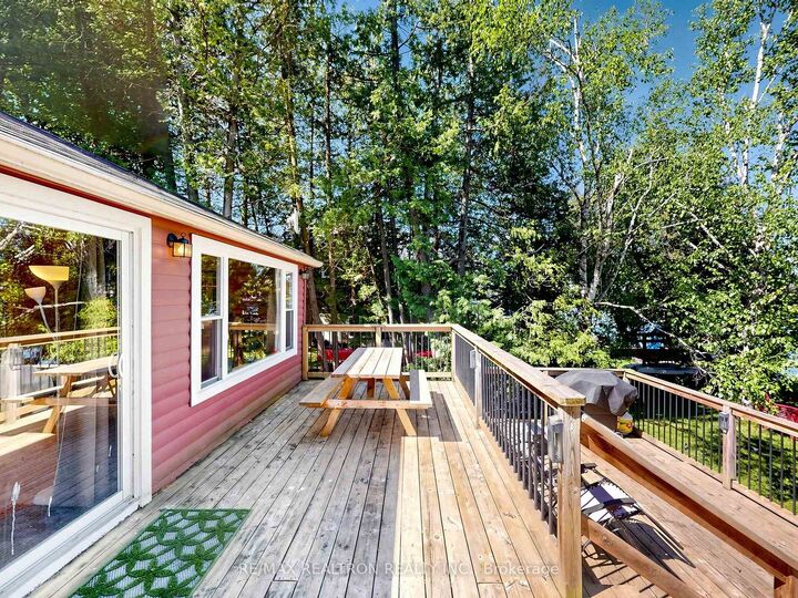 Property Photo: 58 Iris Drive ON K0M 1G0