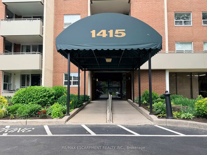 Property Photo: 1415 Ghent Avenue 705 ON L7S 1X4