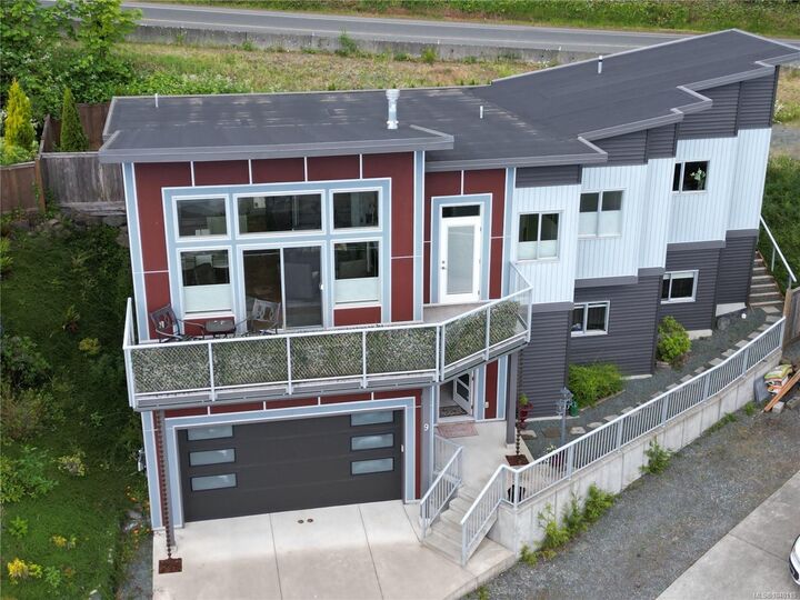 Property Photo: 1584 Adelaide St #9 BC V0R 1R0