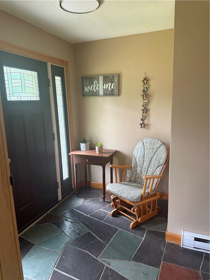 Property Photo: 809 E Pine St PA 16127