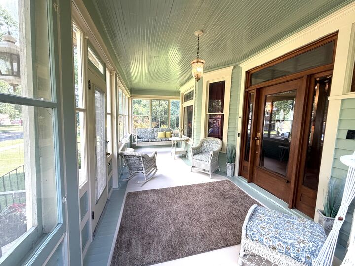 Property Photo:  1014 S Jay Street  SD 57401 