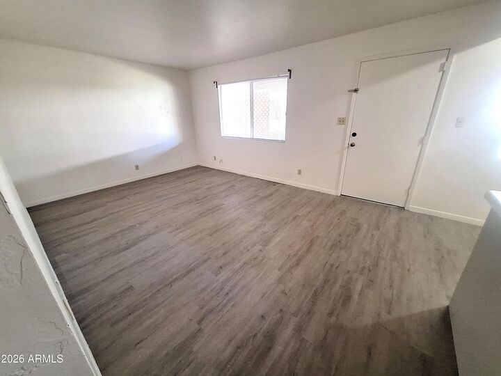 Property Photo:  36 W Pasadena Avenue Apt 2  AZ 85013 