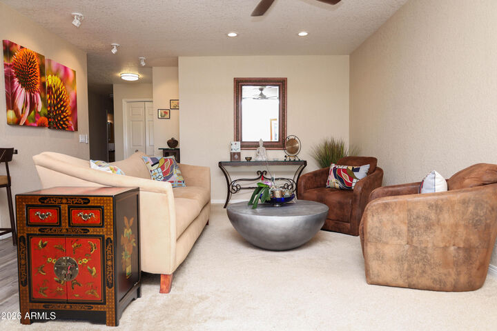 Property Photo: 700 Redtail Hawk Drive AZ 86324