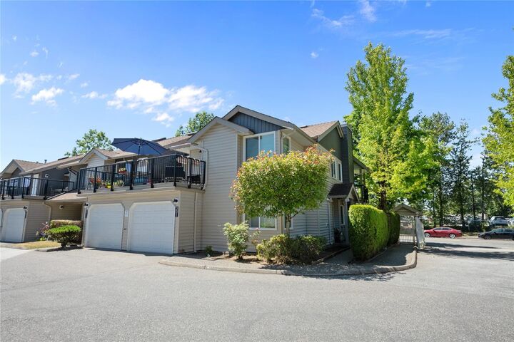 8972 Fleetwood Way 201 — photo 1
