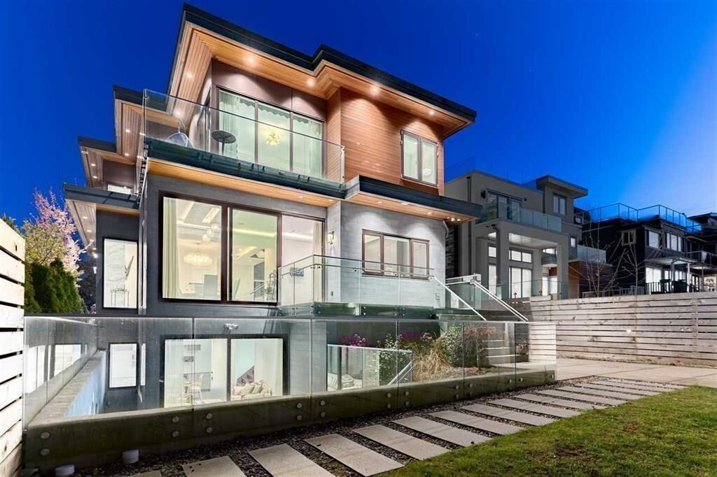 Property Photo: 3011 W 27th Avenue BC V6L 1W6