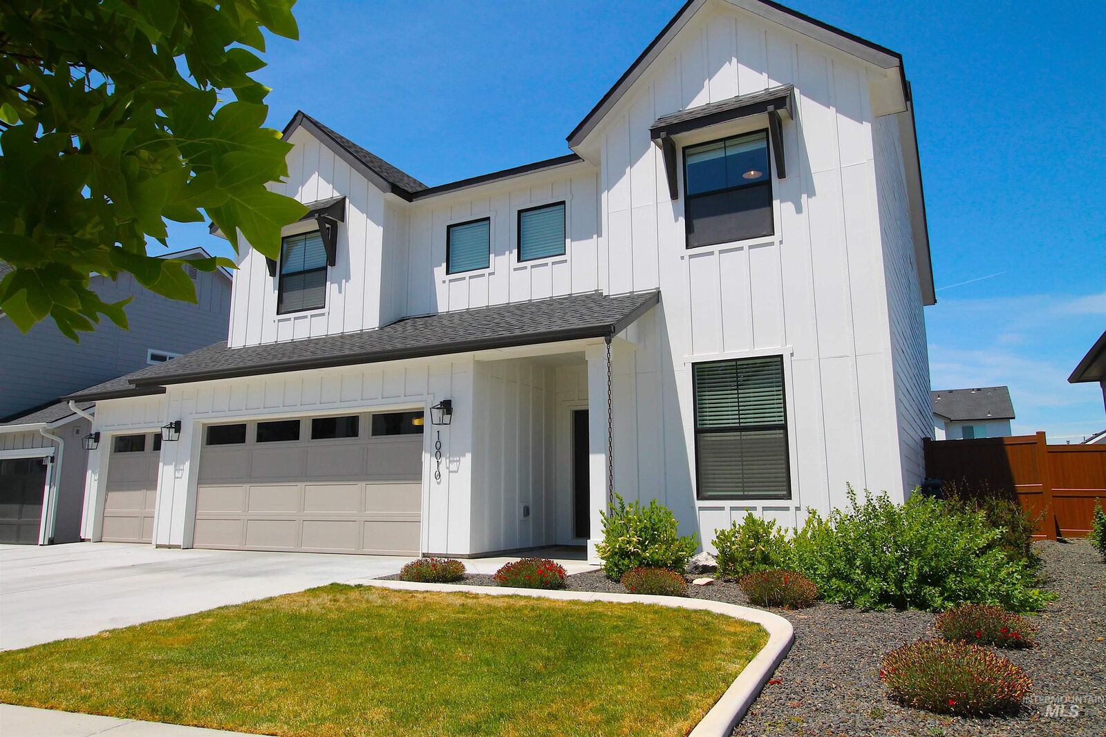 Property Photo: 10010 W Lyrical Dr ID 83709