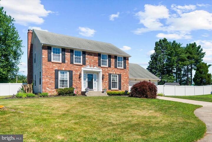 Property Photo:  1 Dorado Court  NJ 08021 