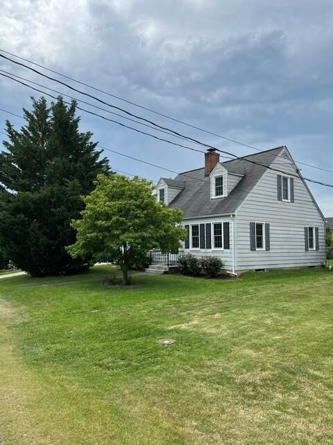 Property Photo:  7 Circle Drive  VA 22611 