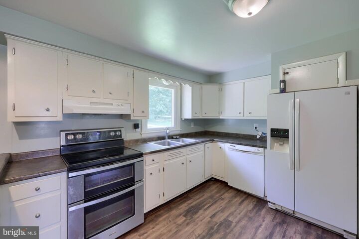 Property Photo:  1789 Roosevelt Avenue  PA 17408 