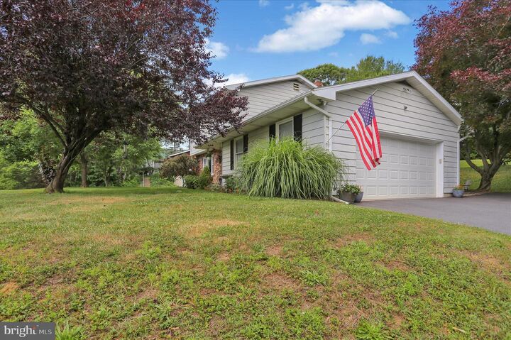 Property Photo: 705 N Turner St PA 19526