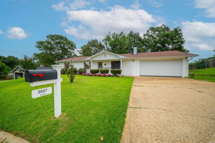 Property Photo:  3027 Huron Street  AR 71701 
