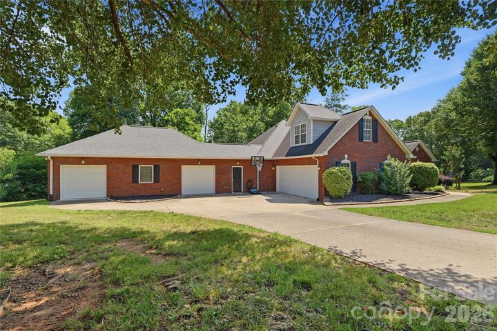 Property Photo: 3805 Glen Haven Drive SW NC 28027
