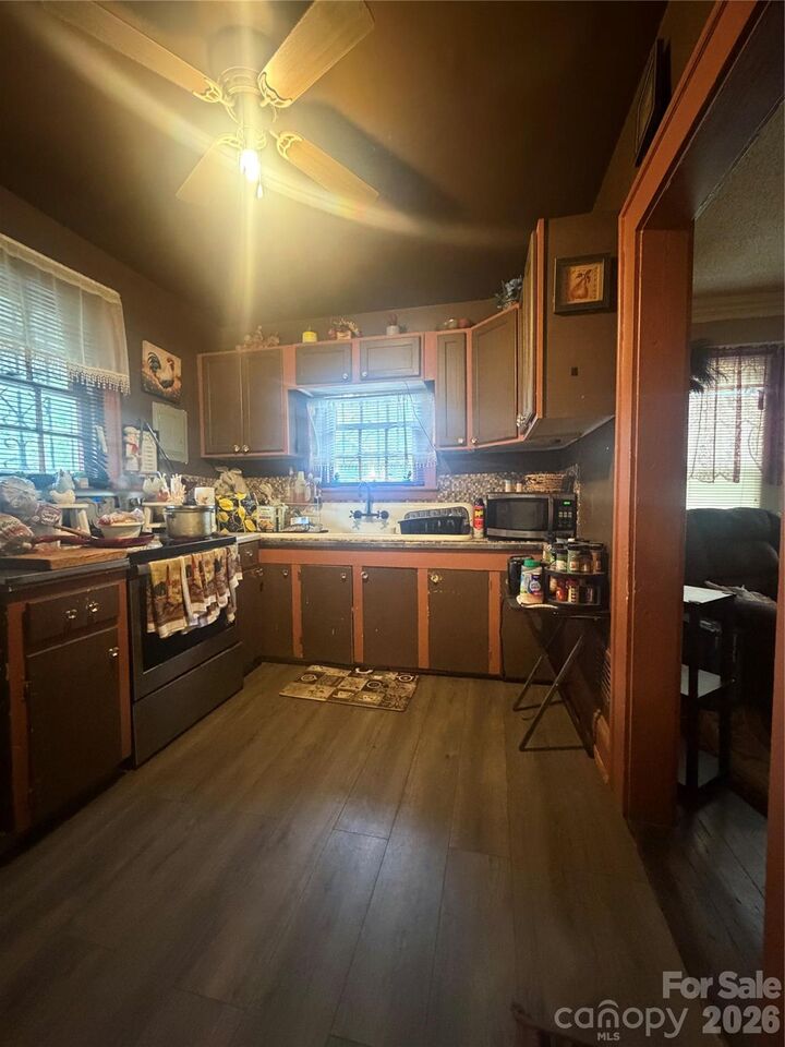 Property Photo: 2918 Rush Avenue NC 28208