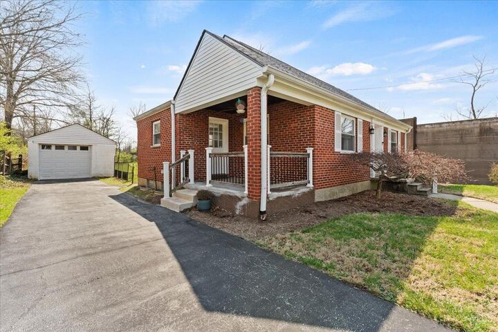 Property Photo:  10019 Zig Zag Road  OH 45242 