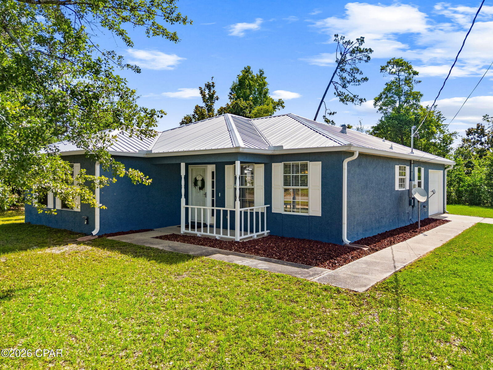 Property Photo: 1419 Minnesota Avenue FL 32444