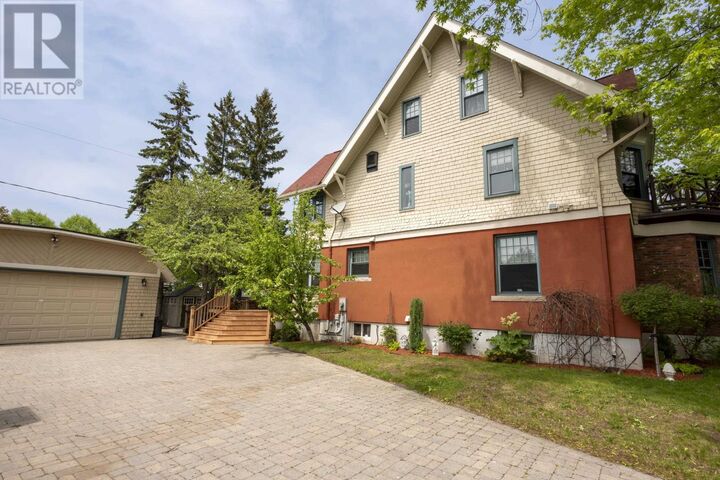 Property Photo: 34 Winnipeg Ave ON P7B 3P7