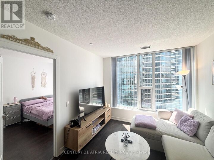 Property Photo:  10 York Street 1908  ON M5J 0E1 