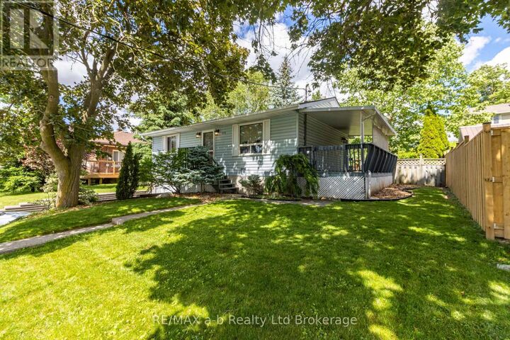 Property Photo:  115 Fyfe Avenue  ON N4S 3S7 