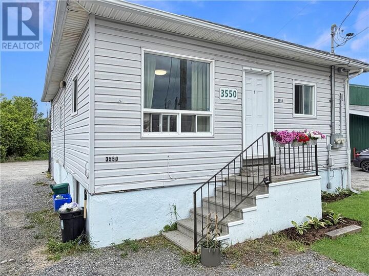 Property Photo: 3550 Errington Avenue ON P0M 1L0