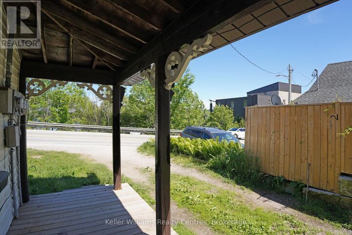 Property Photo:  726 Berford Street  ON N0H 2T0 