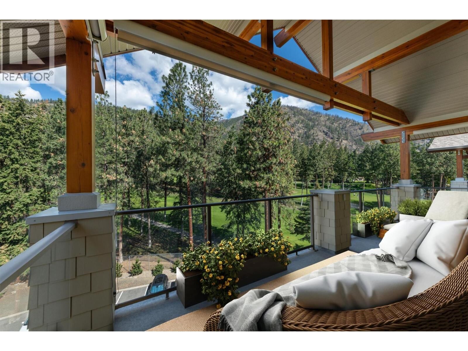 Property Photo:  2470 Tuscany Drive 405  BC V4T 3G8 