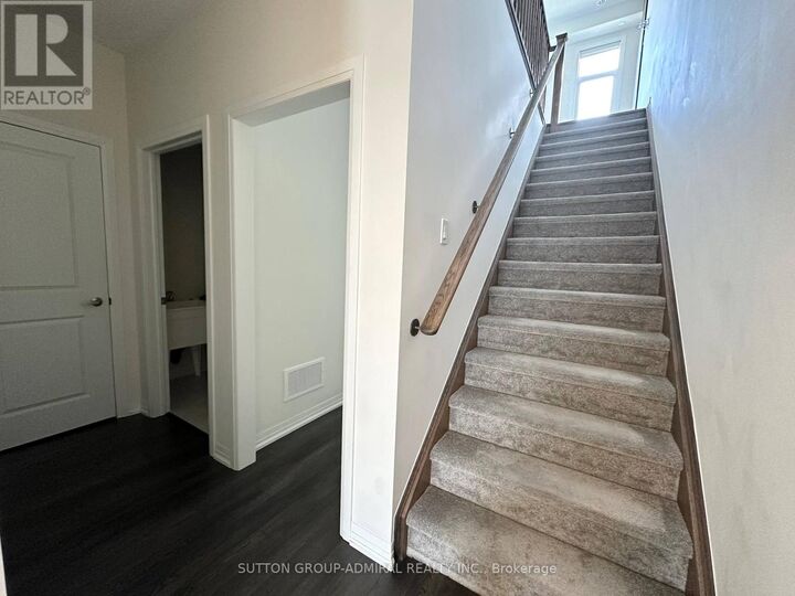 Property Photo:  11 Saigen Lane  ON L6B 1R2 