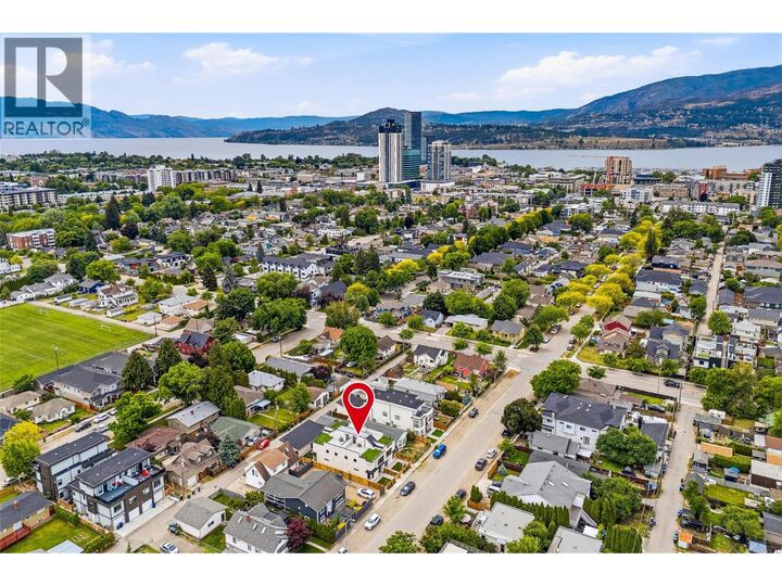 Property Photo: 943 Fuller Avenue 4 BC V1Y 6X5