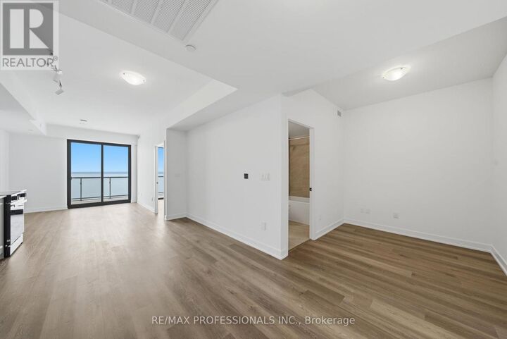 Property Photo: 2075 Lakeshore Road 2404 ON L7R 1E2