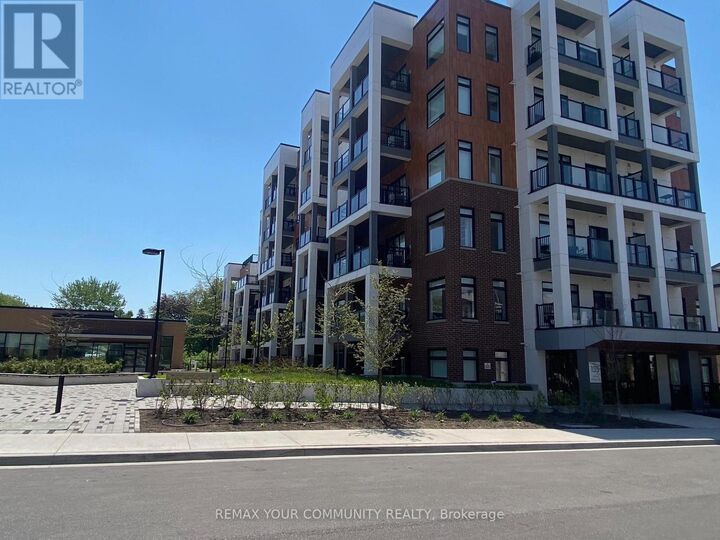 Property Photo:  135 Cannon Jackson Drive 411  ON M6M 0E1 