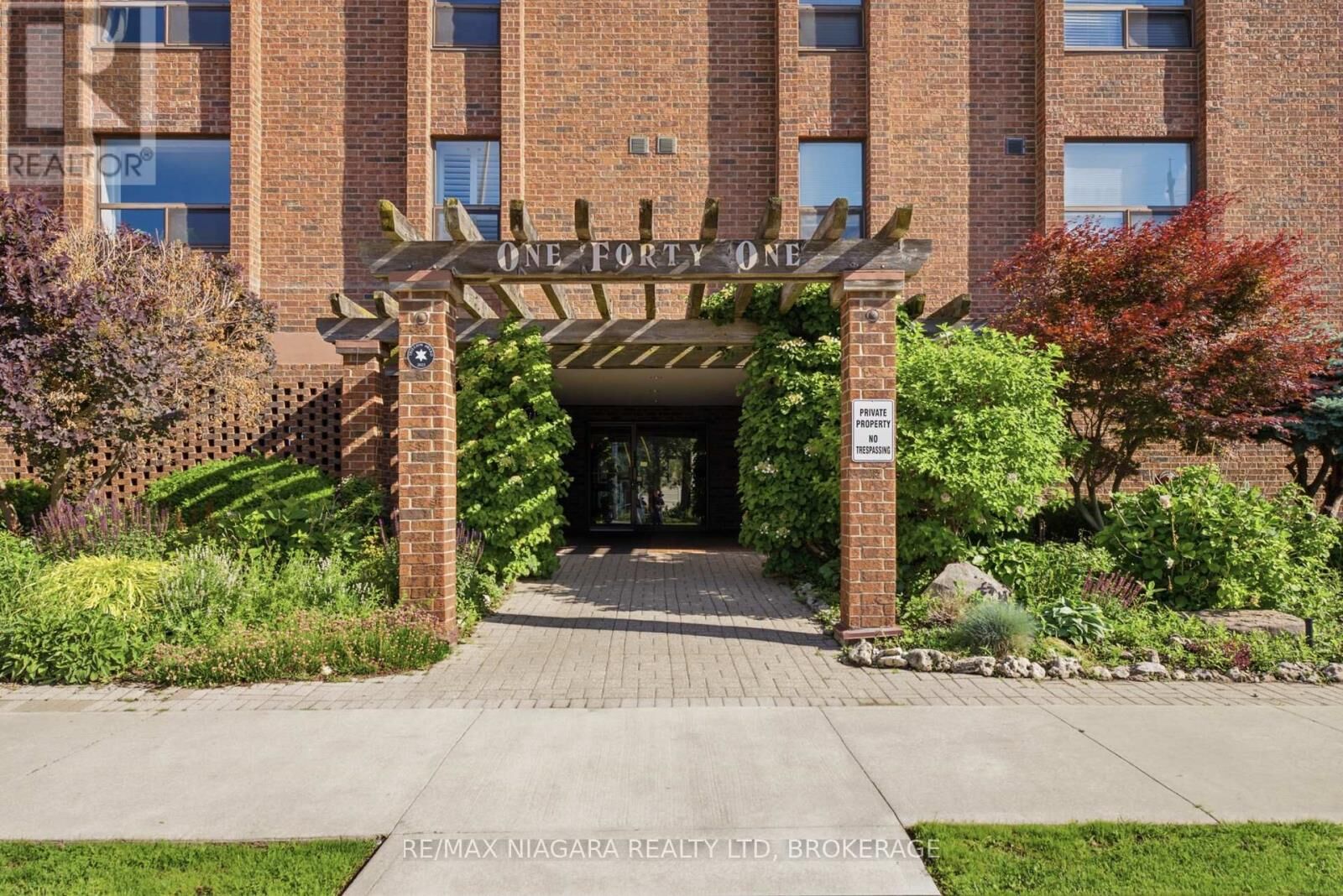 Property Photo: 141 Church Street 1003 ON L2R 7L7