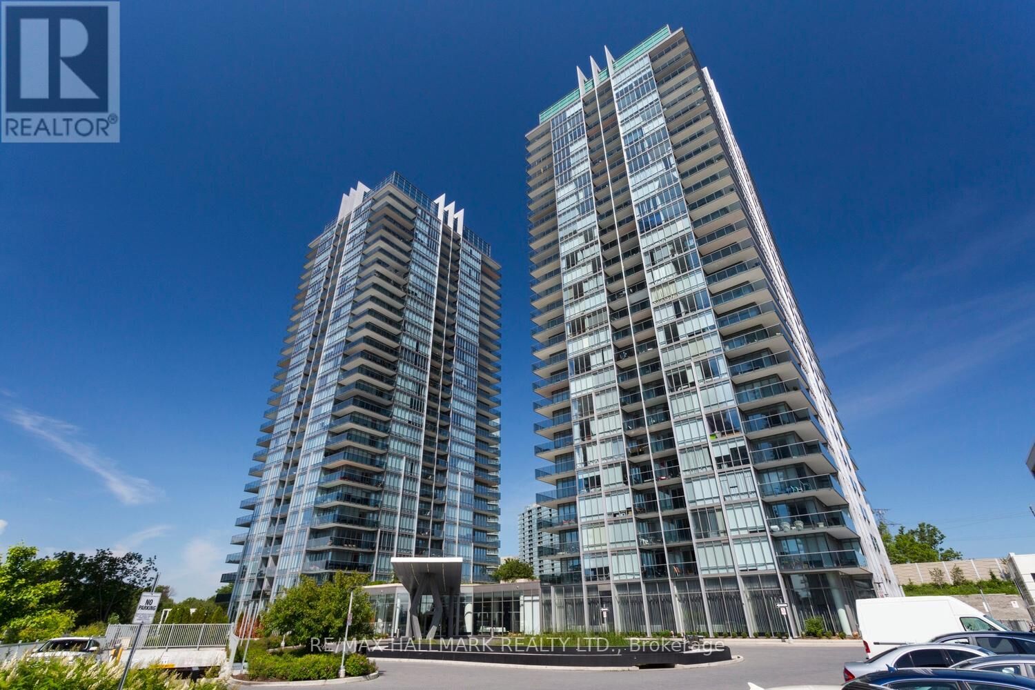 Property Photo: 90 Park Lawn Road 2302 ON M8Y 0B6