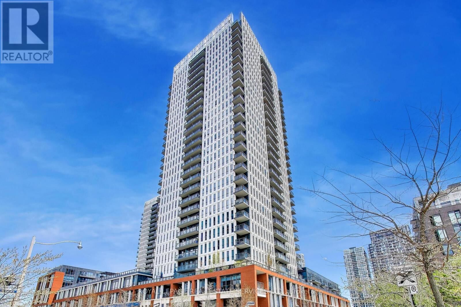 Property Photo:  55 Regent Park Boulevard 805  ON M5A 0C2 