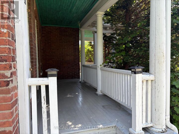 Property Photo:  211 Bridge Street West  ON K7R 2E5 
