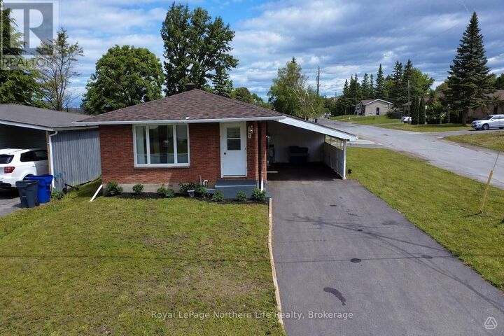 197 Hessle Avenue — photo 1