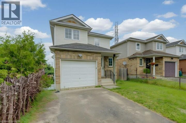 Property Photo:  58 Orchid Crescent  ON N2E 3N3 