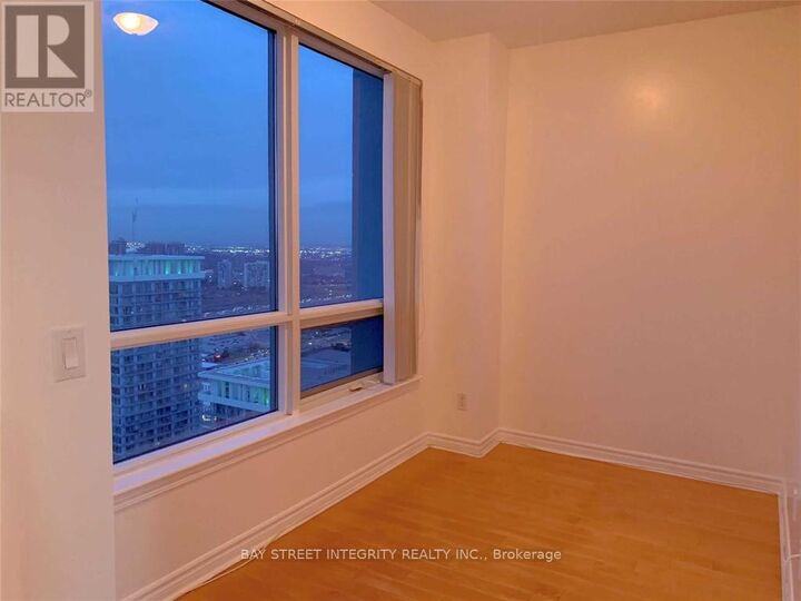 Property Photo: 388 Prince Of Wales Drive 3705 ON L5B 0A1