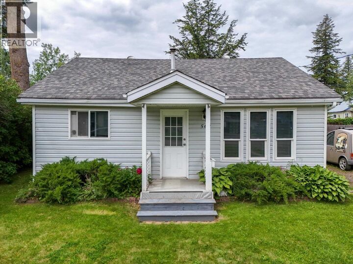 Property Photo:  563 Jones Street  BC V2J 2X2 